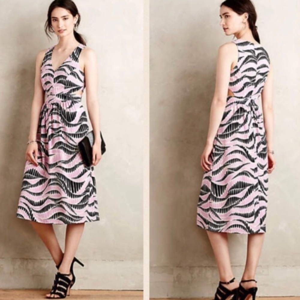 Donna Morgan Side Cutout Midi Dress. Size 4 from Anthropologie